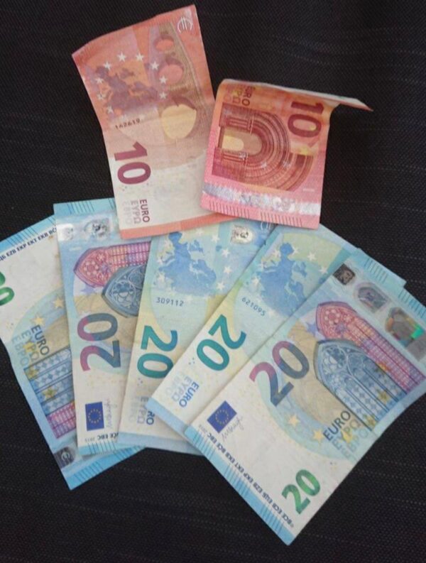 €20 Euro Bills - Image 2